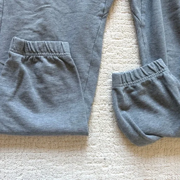 Gymshark Mens Grey Joggers Sweatpants Tapered Fit Size Large - Picture 9 of 9